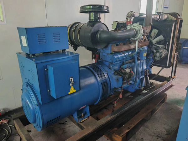 庆元100kW柴油发电机组使用多级机油有哪些优缺点？